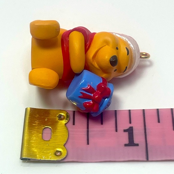 Vintage Disney Winnie the Pooh miniature Hallmark Keepsake Ornament - Picture 12 of 12